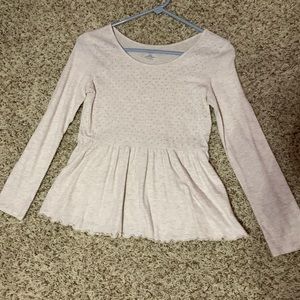 Cream colored long sleeve shirt from Old Navy.